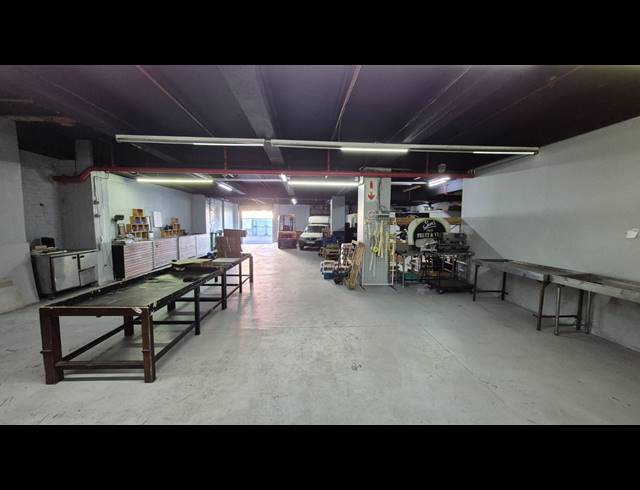440M² WAREHOUSE TO LET IN UMBILO